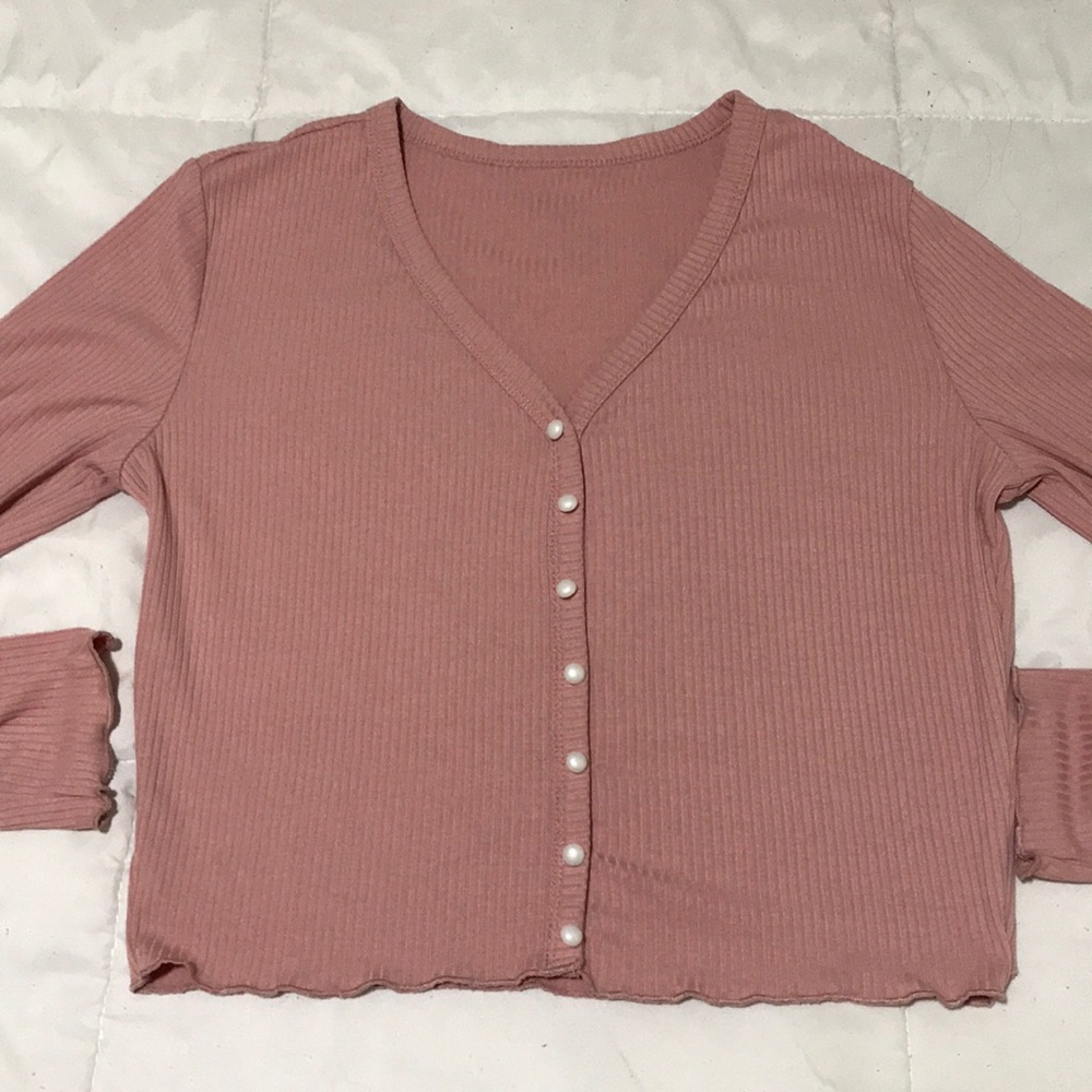 cropped long sleeve shirt